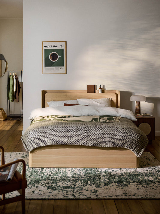 Allow Bed with Drawers, Wooden