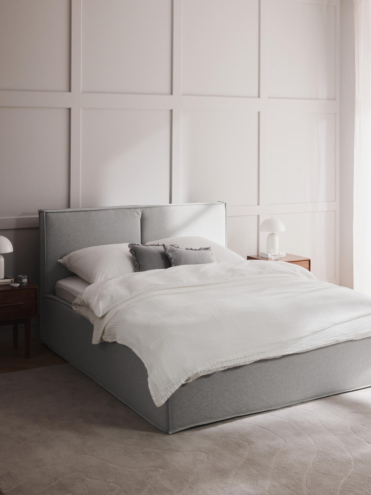 Dream Bed with Upholstery