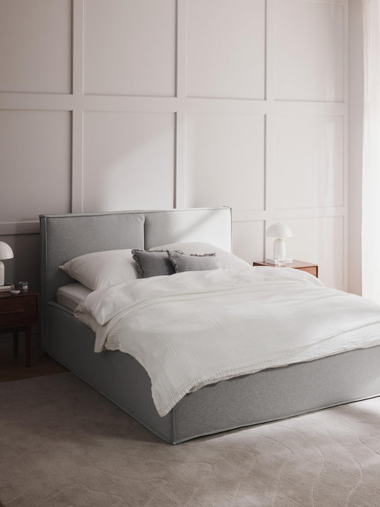 Dream Bed with Upholstery