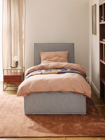 Dream Single Bed, Bouclé