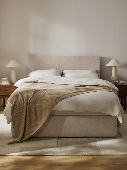 Eliza Bed, Box Spring
